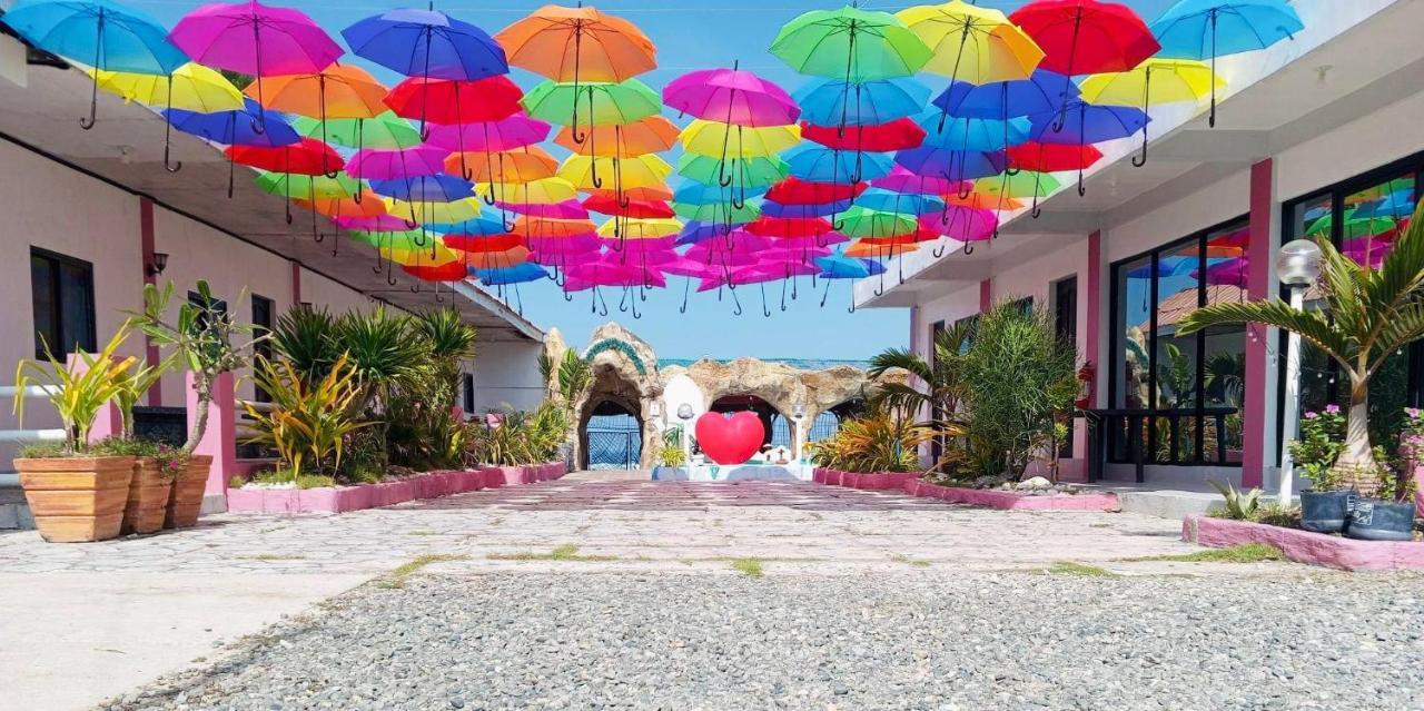 Belle'S Beach Resort Bolinao Ngoại thất bức ảnh